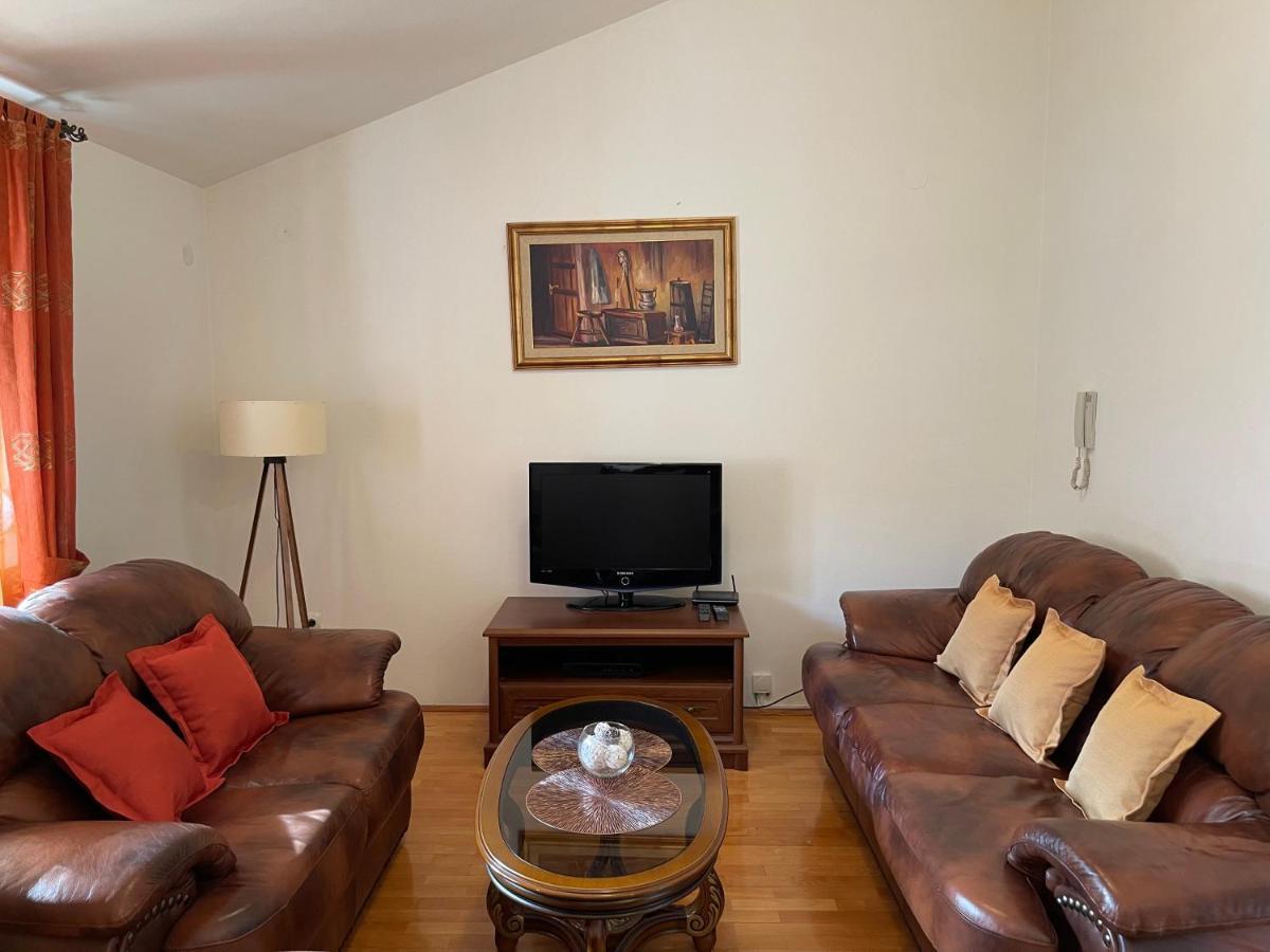 Aquarium Apartment Котор Экстерьер фото