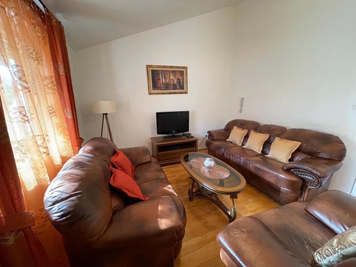 Aquarium Apartment Котор Экстерьер фото