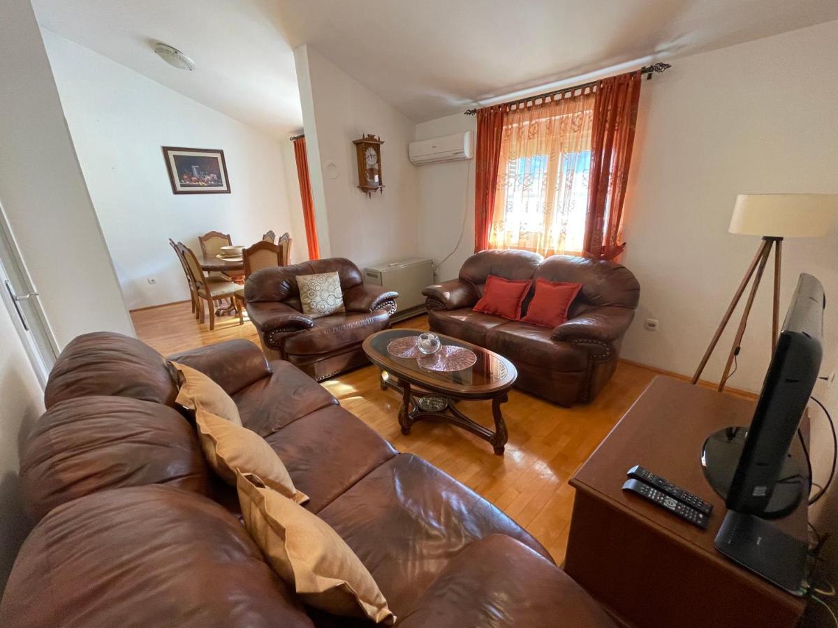 Aquarium Apartment Котор Экстерьер фото
