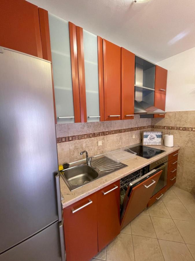 Aquarium Apartment Котор Экстерьер фото